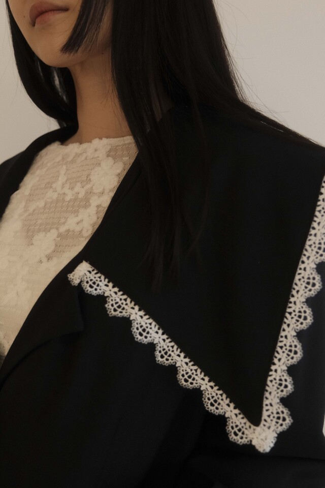 big collar lace trimming jacket