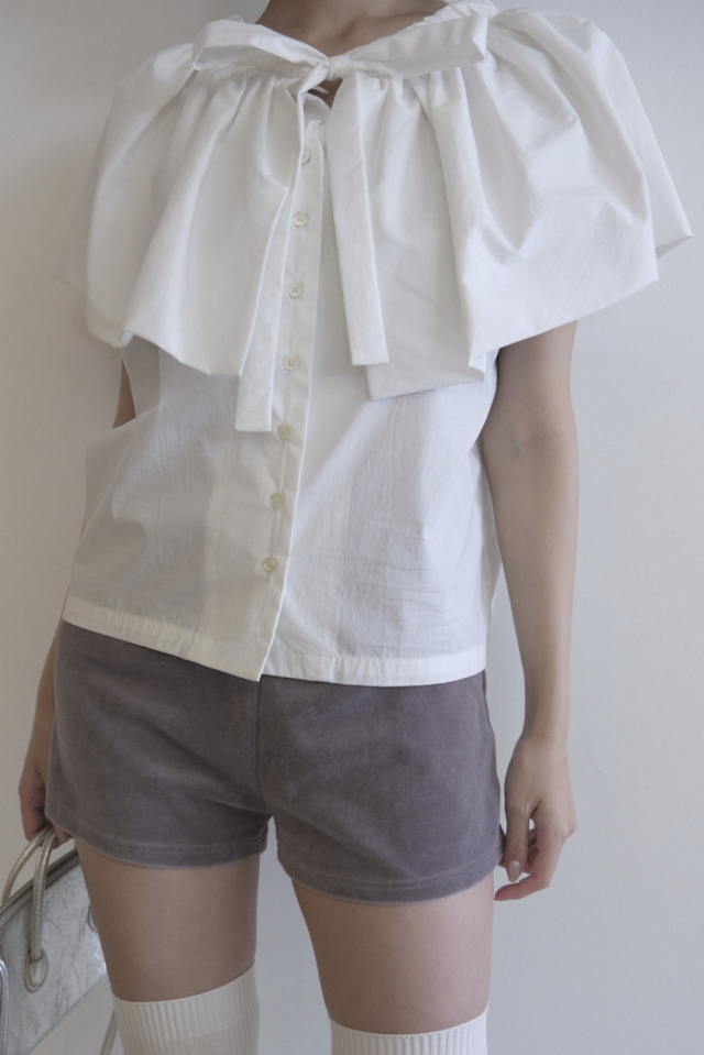 balloon collar ribbon blouse