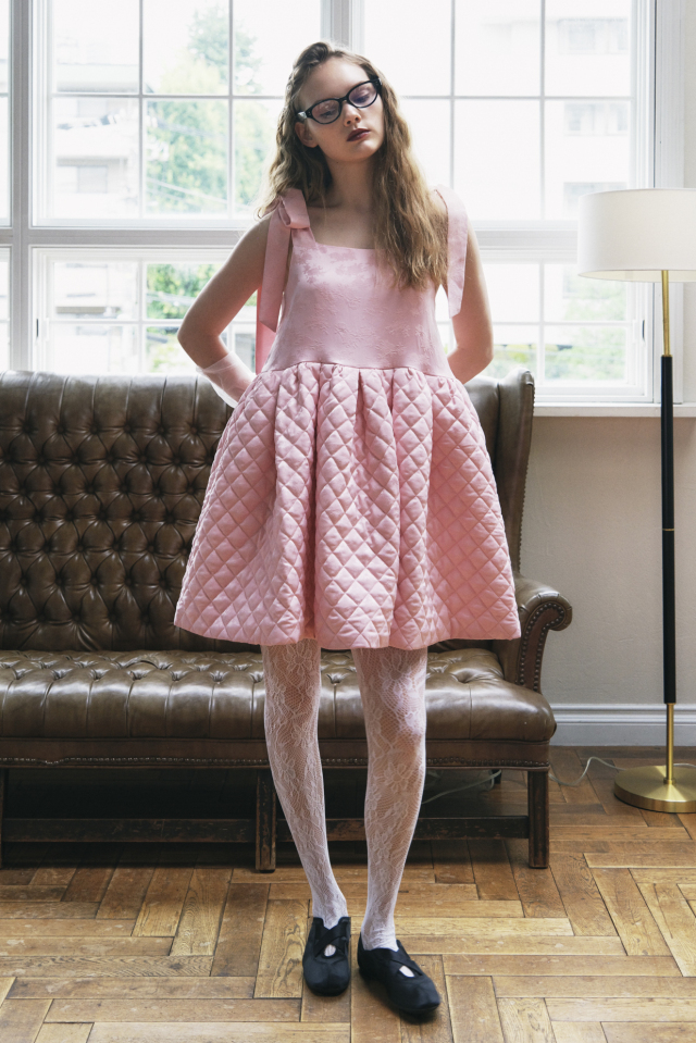 【HONEY MI HONEY】quilting rose satin tiered mini one-piece