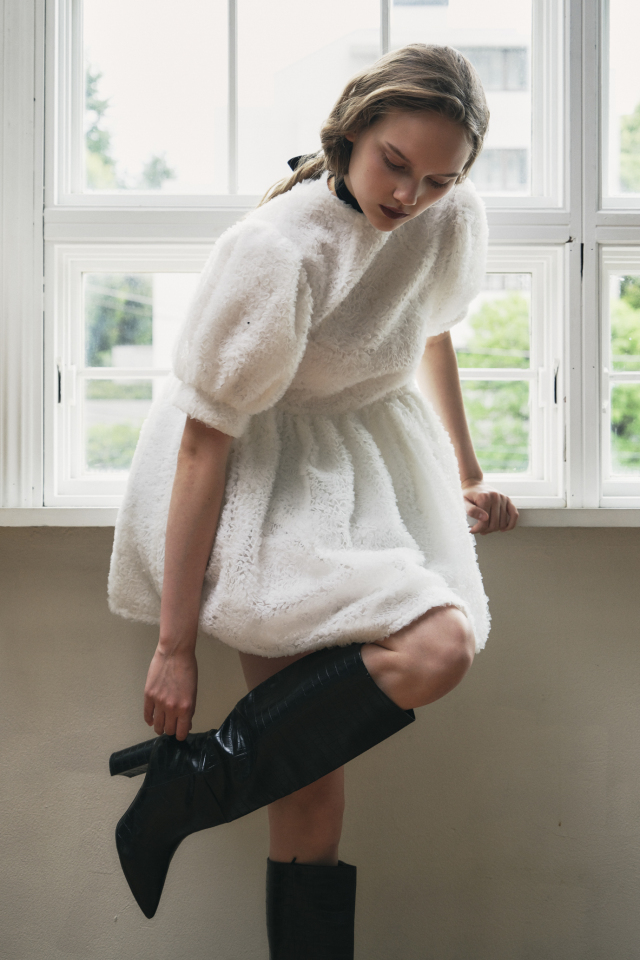 【HONEY MI HONEY】tulle puff sleeve tunic one-piece