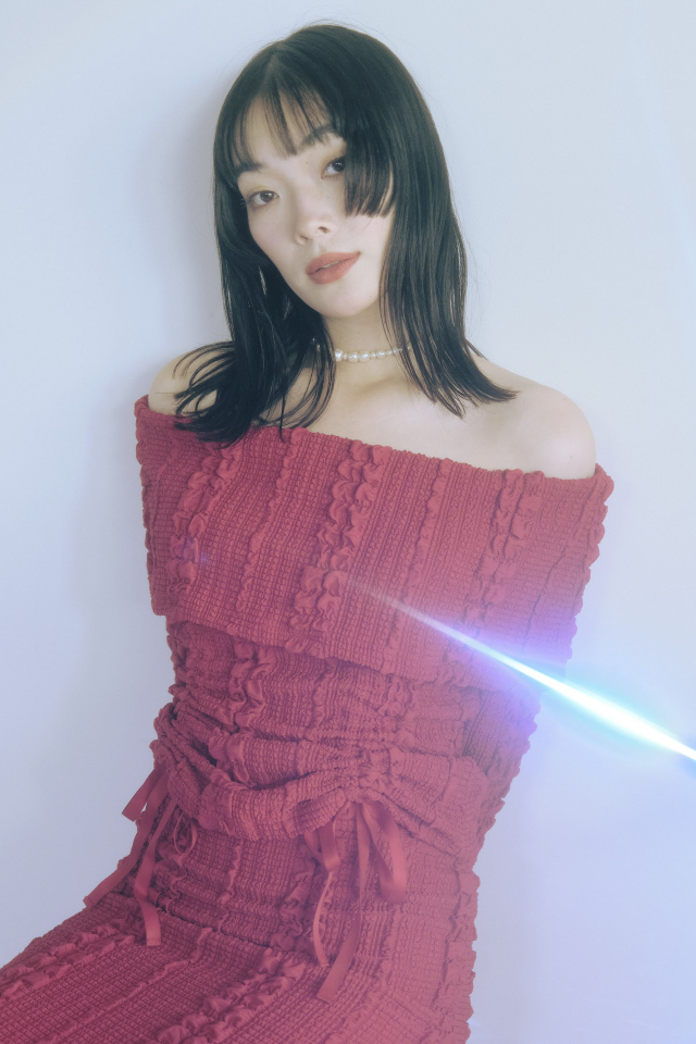 【HONEY MI HONEY】drawstring ribbon off-shoulder top