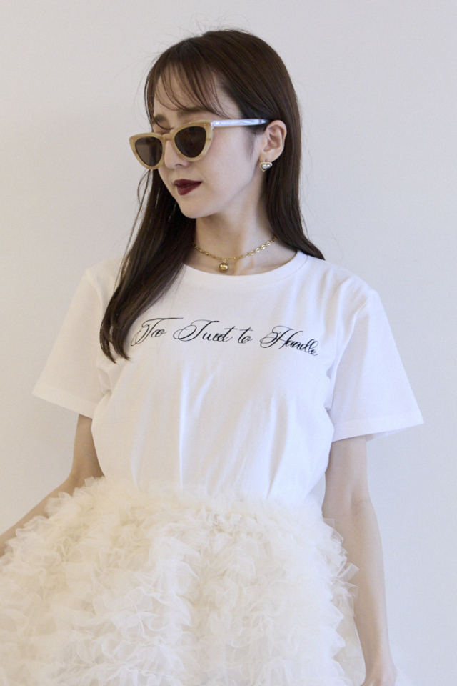 【HONEY MI HONEY】Too Sweet to Handle T-shirt