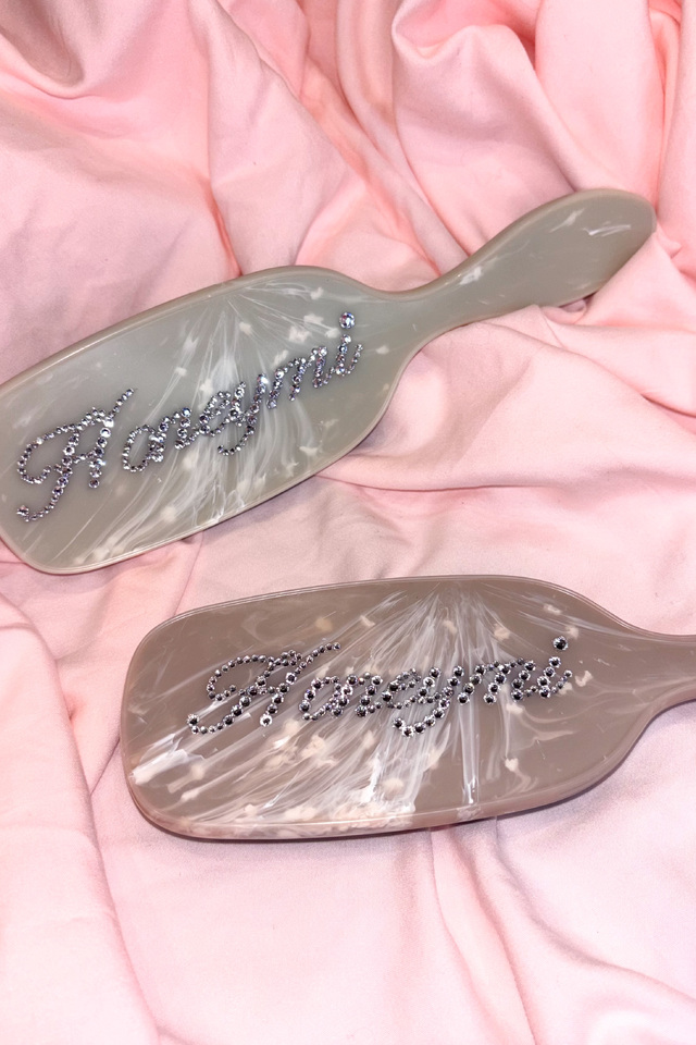 【HONEY MI HONEY】Honeymi logo hairbrush