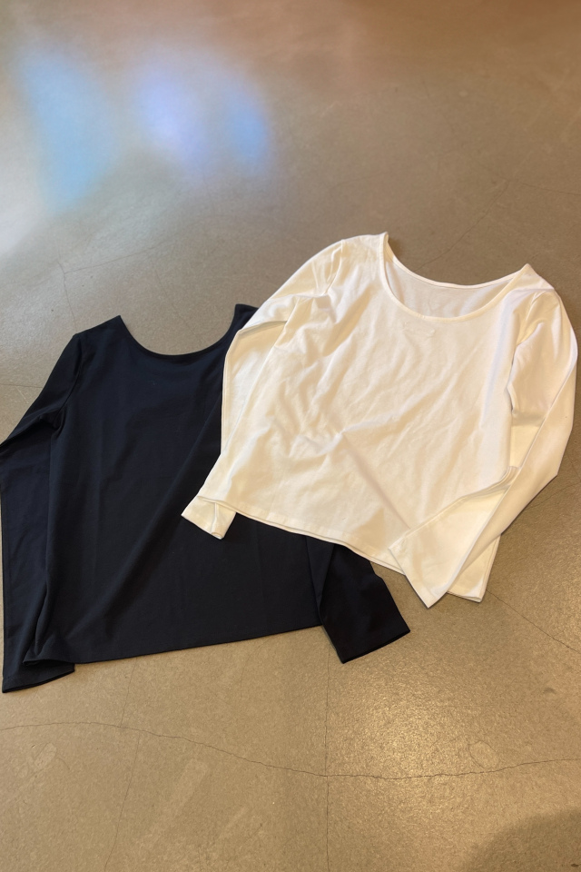 【ALORA THE WAY】back open LS T-shirt