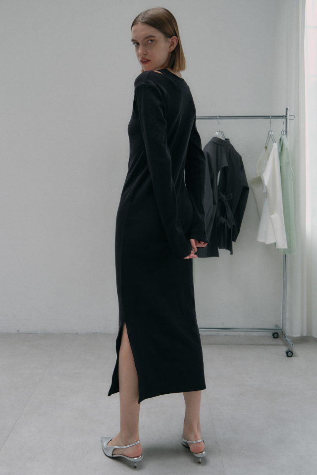 Maison ELLIE エリー リブ タイト ロングワンピース バックオープン Maison ELLIE エリー リブ タイト ロングワンピース バック