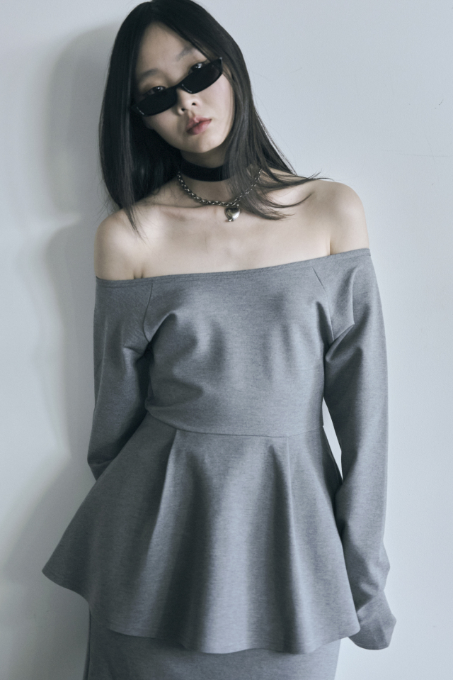 【MAISON ELLIE】boat neck ribbon peplum tops