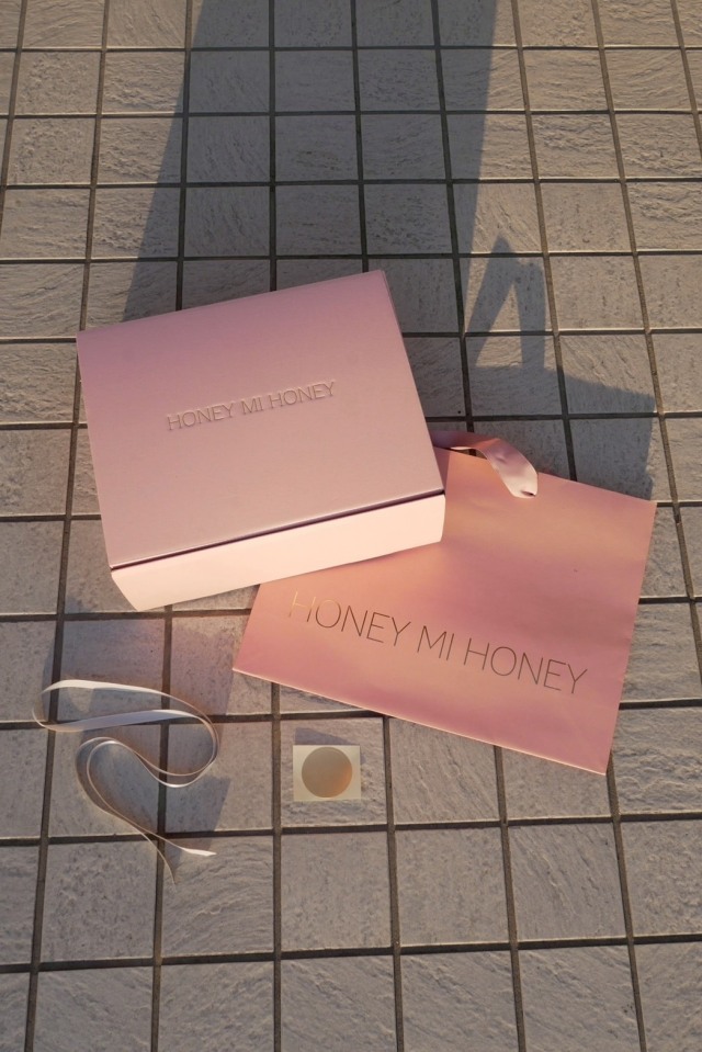 Gift Box & Shop bag