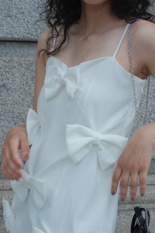 big ribbon camisole one-piece
