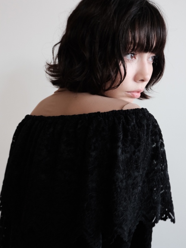 brush lace scallop tunic