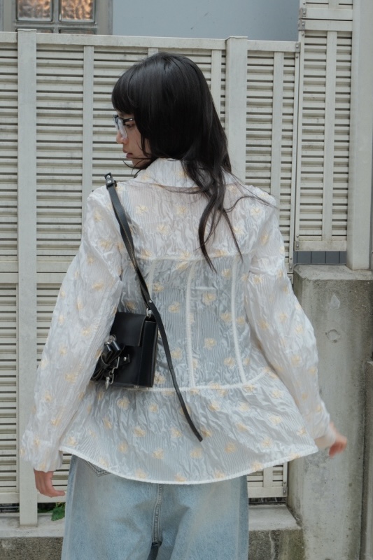 アミティエ ☆お花モチーフ付き裏起毛アウター軽羽織り☆未使用 ad thie（アドティエ） ブルゾン アウター フラワー ボアブルゾン