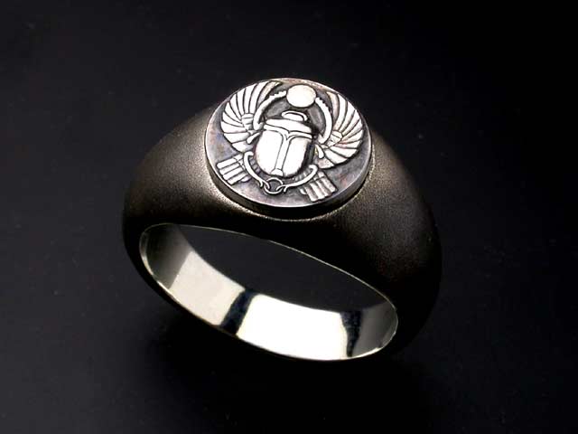 アムレットリング・シルバーエンブレム