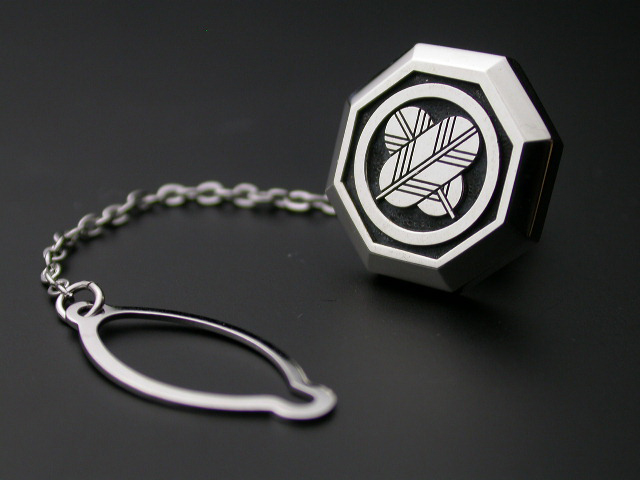 家紋タイタック