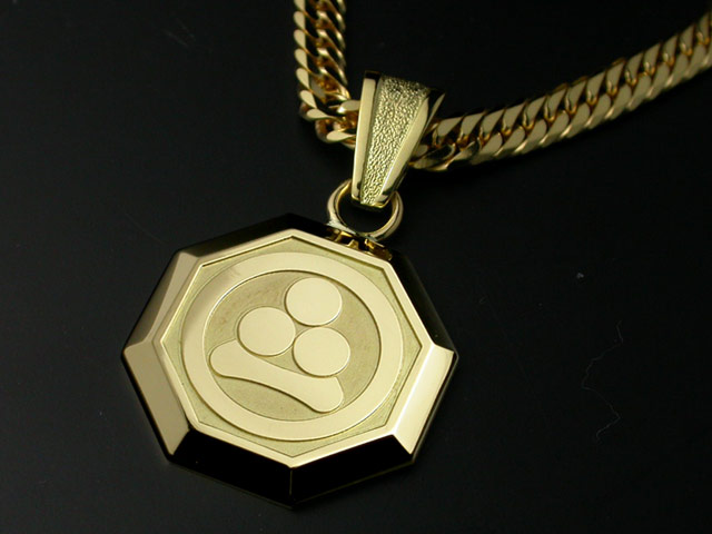 家紋ペンダント・八角・大・K18金ゴールド・梅コース