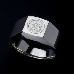 家紋リング・艶・Pt900プラチナ・松コース（21号～27号）