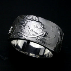 昇龍リング・右龍・Pt900プラチナ(＃21～＃27）