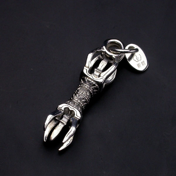 ヴァジュラ・ペンダントトップ・Pt900プラチナ