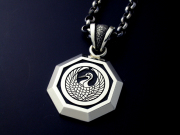 彫銀の家紋入りペンダント！シルバー・ゴールド、プラチナでの製作も