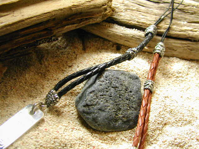 携帯ストラップ用革紐