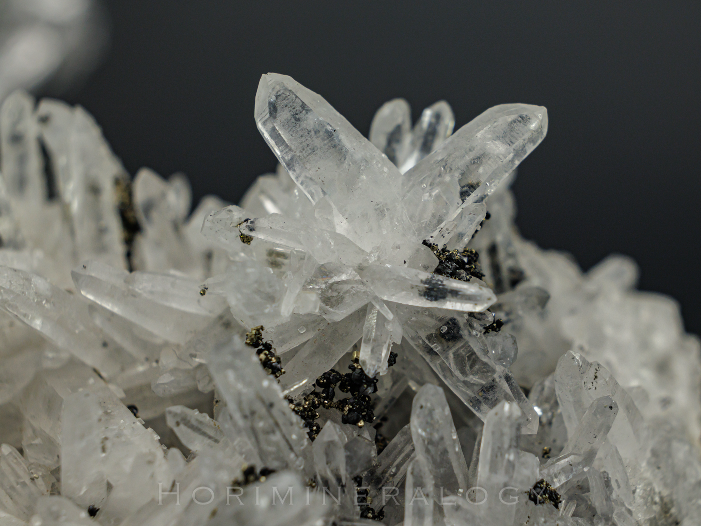 水晶・日本式双晶