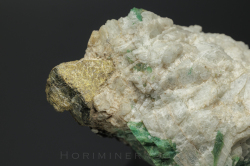 Kenoplumbopyrochlore*