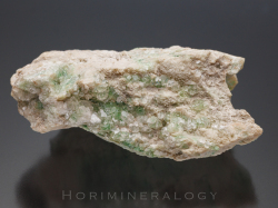 灰ばんざくろ石