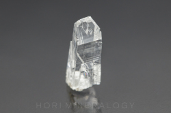 ニフォントフ石