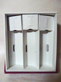 贈答用化粧箱 4合瓶3本用 ワインレッド