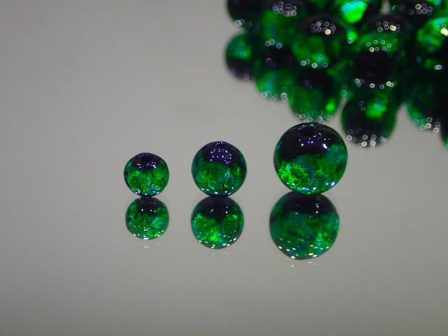片穴丸玉 黒・モスグリーン 8mm玉 最安値 1個 150円～ 夜光ホタルガラス【ネコポス便可】