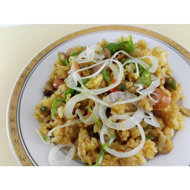 液体カレー　カレーピラフ　料理