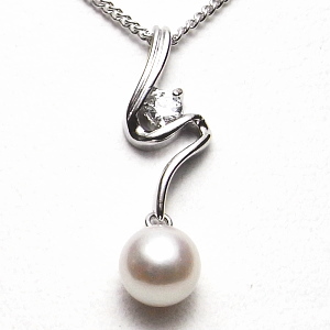アコヤ真珠ペンダント（7ミリ）