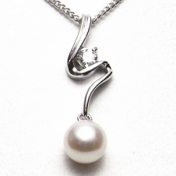 アコヤ真珠ペンダント（7ミリ）