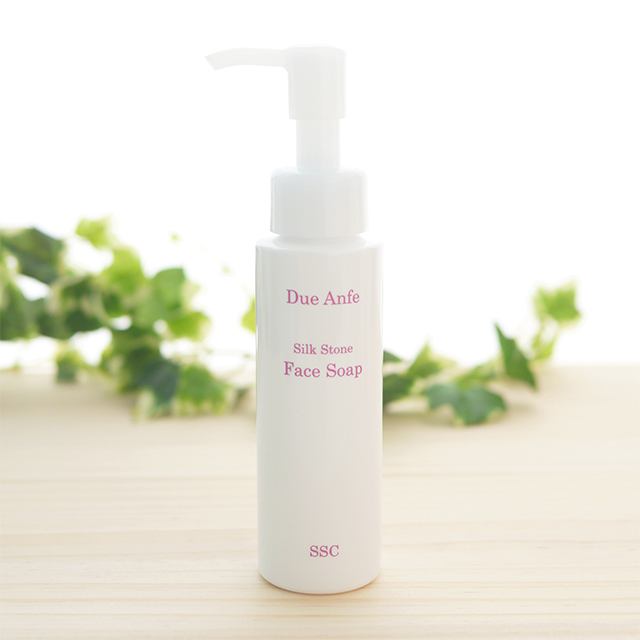 シルキーストーン フェイスソープ Hpi Japan Health Pioneer Institute Japan