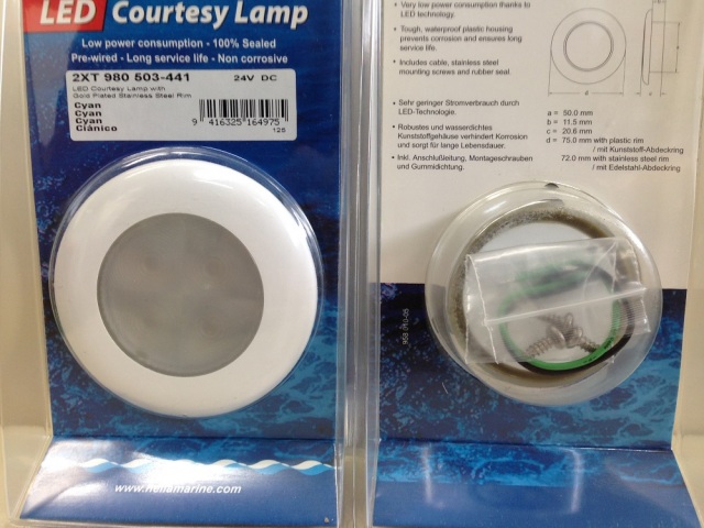 【個数限定大特価】HELLA　CyanLED　24v　ホワイトプラスチックリム　4個Set