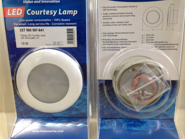 【個数限定大特価】HELLA　オレンジLED　12v　ホワイトプラスチックリム　4個Set