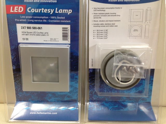 【個数限定大特価】HELLA　スクエアー　ホワイトLED　12v　サテンクロームリム　2個セット