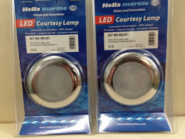 【個数限定大特価】HELLA　ホワイトLED　24v　ポリッシュSUS　3個Set