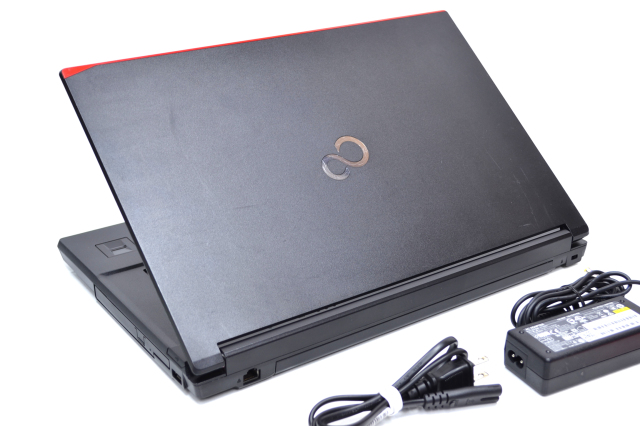 中古ノートパソコン 富士通 LIFEBOOK A746/P Core i5 6300U
