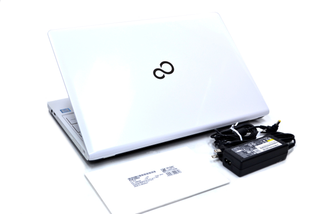 美品 Office2016 中古ノートパソコン 富士通 LIFEBOOK AH47/U Core i7 