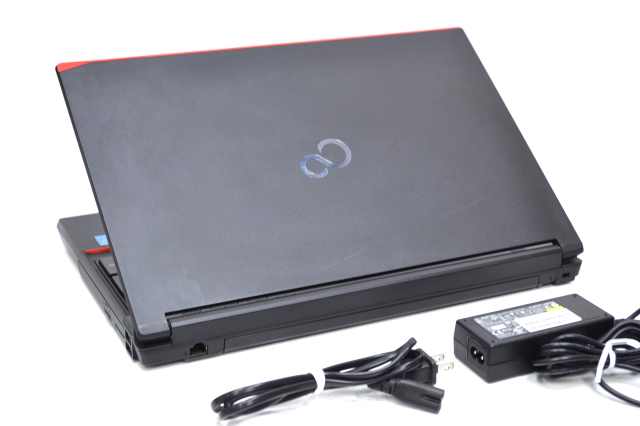 ノートパソコン 中古 富士通 LIFEBOOK A574/KX Core i5 4310M メモリ 