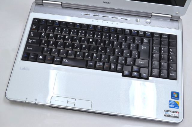 中古ノートパソコン NEC LaVie LL550/W Corei3 330M メモリ8G HDD500G 