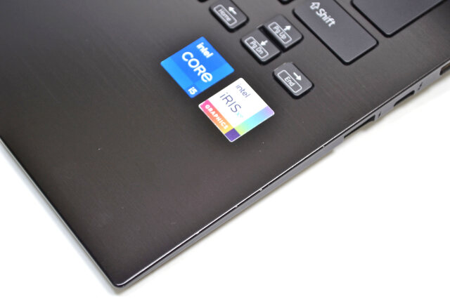 【美品ハイスペック】VAIOメモリ16GB Corei7 SSD256GB 美品ハイスペック】VAIOメモリ16GB Corei7 SSD256GB
