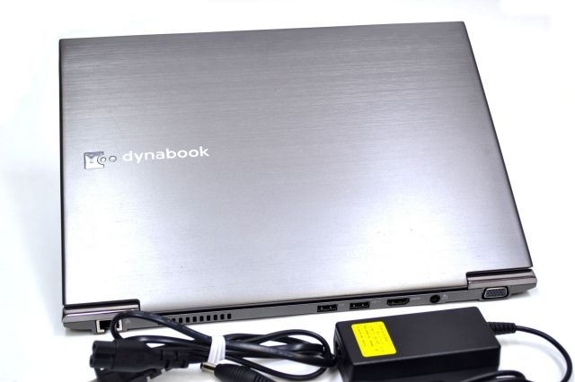 SSD搭載 薄型・軽量ウルトラブック 東芝 dynabook R632/F Core i5 