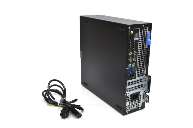 DELL OptiPlex3070 M.2SSD256GB i7 メモリ16GB DELL OptiPlex3070 M.2SSD256GB i7 メモリ16GB