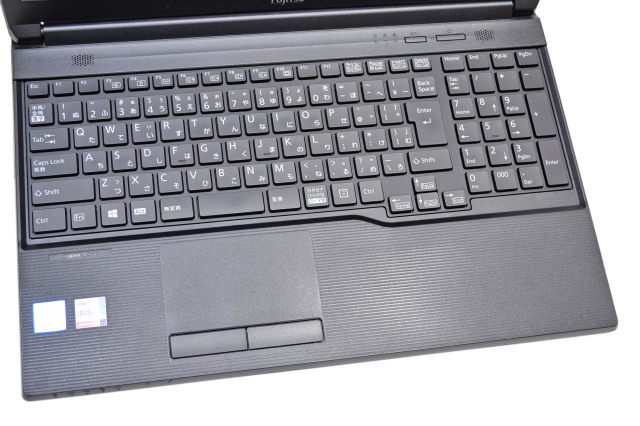fujitsu-a573g-15i_r.jpg