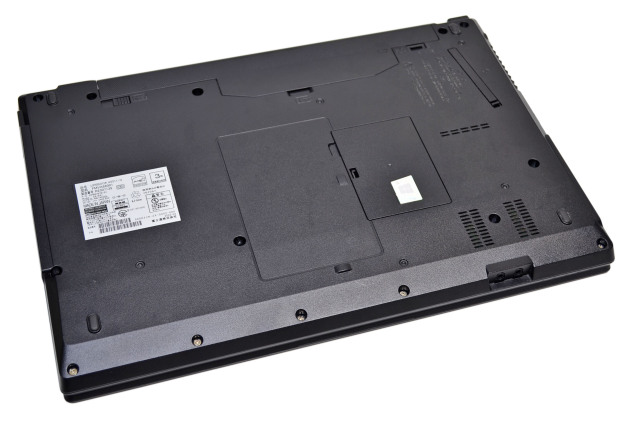 【ジャンク】富士通 Lifebook A5511/G マウス付き 顔認証 Wi-Fi6 富士通 LIFEBOOK A5511/G 第11世代 Core i5