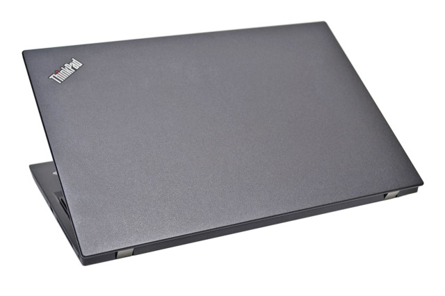 ノートパソコン Lenovo ThinkPad E16 (第13世代Intel® Core™) | デスクワークの生産性を