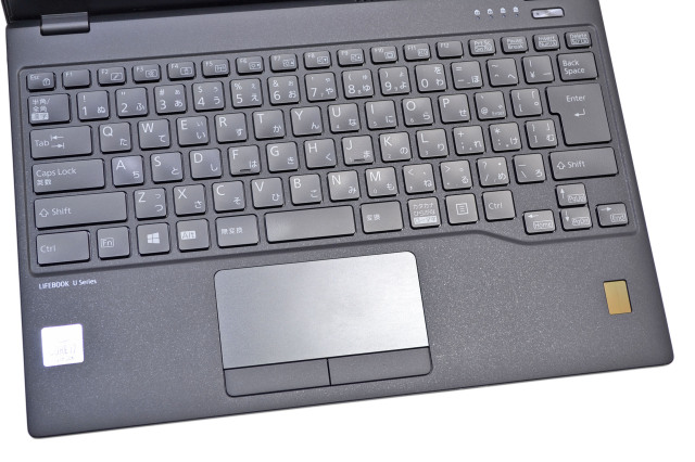 ノートパソコンFUJITSU第十世代 SSD256Gメモリ16G 顔認証 LIFEBOOK Core i7 1185G7 メモリ16GB SSD256GB U9311/F Wi-Fi6
