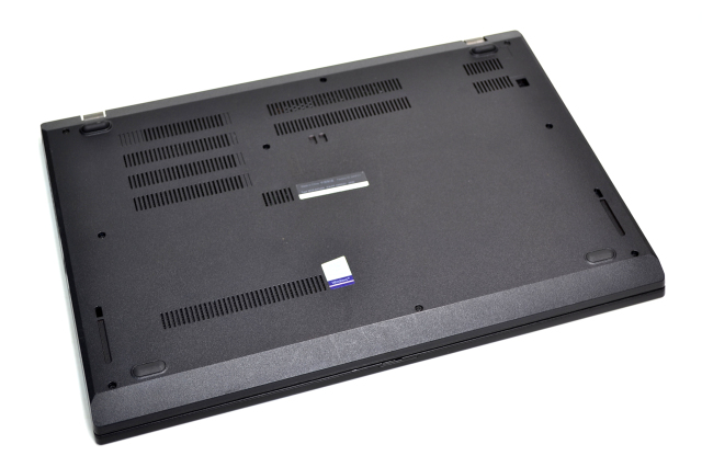 Windows11 Lenovo ThinkPad L590 第8世代 4コア8スレッド Core i5  