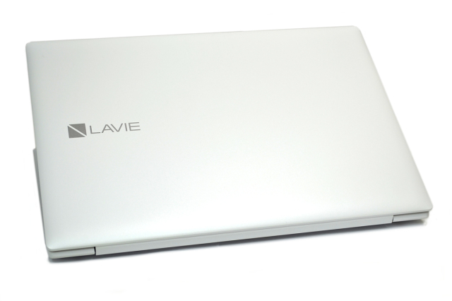 フルHD カームホワイト NEC LAVIE Direct NS Corei7 8550U Windows11  