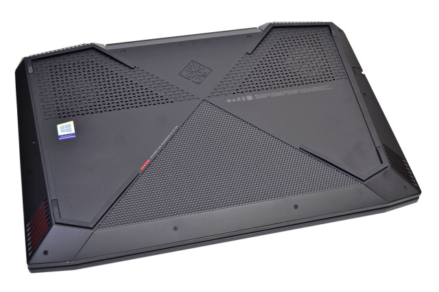 ゲーミングPC Omen by HP 15-ce016TX Core i7 7700HQ メモリ16G